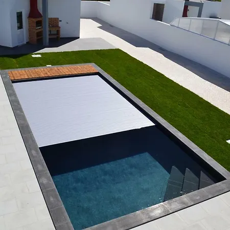 Sea, Sun And Style House Willa *